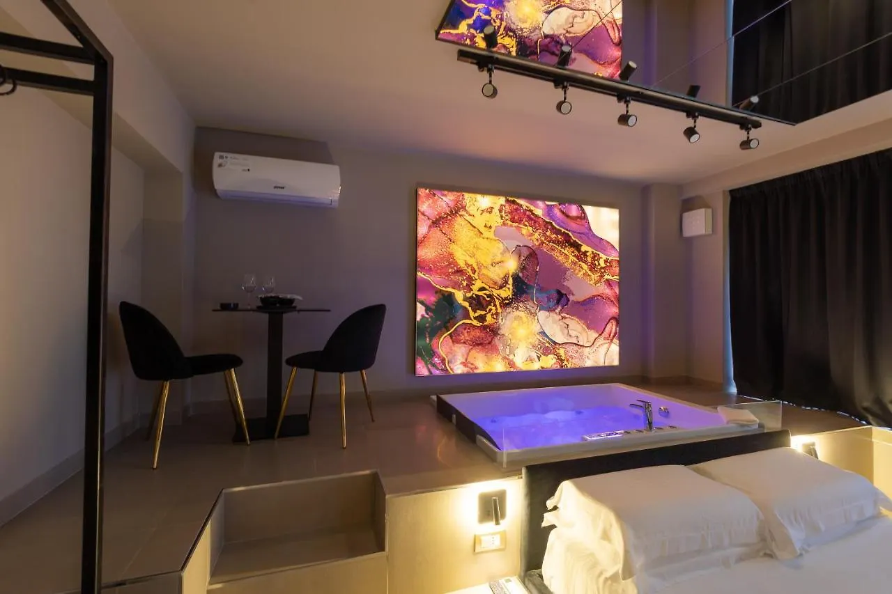 Maximum Exclusive Suite & Spa Palermo 0*,  Italy