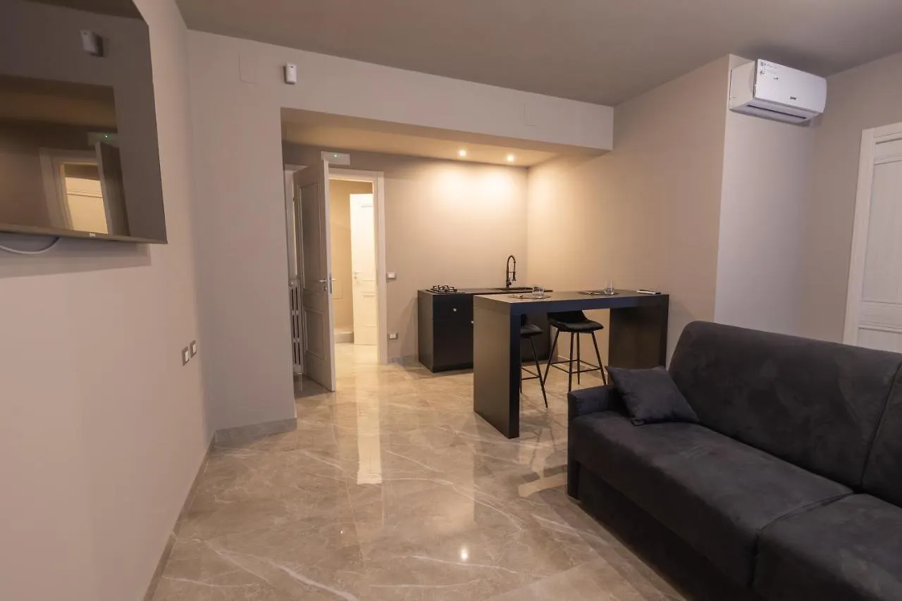 Maximum Exclusive Suite & Spa Palermo Guest house